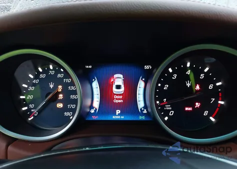 2016 Maserati Ghibli z USA, uszkodzony, nr VIN ZAM57XSA5G1177756